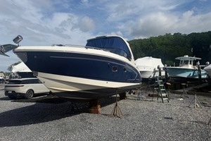 32ft Chaparral Yacht For Sale