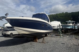 32ft Chaparral Yacht For Sale