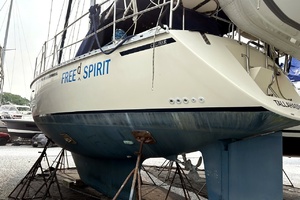 Free d Spirit 40ft Caliber Yacht For Sale