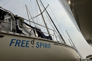 Free d Spirit 40ft Caliber Yacht For Sale