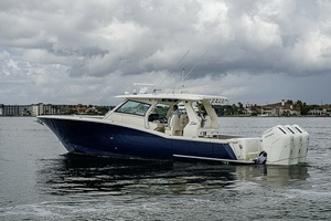 Scout 42 Maizey Blue - Exterior Profile