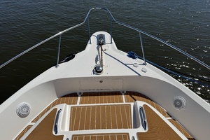 Crown  amp  Water 45ft Sea Ray Yacht For Sale