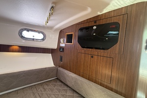 34ft Pursuit Yacht For Sale