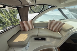34ft Pursuit Yacht For Sale