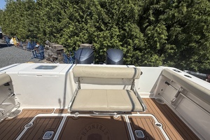 34ft Pursuit Yacht For Sale