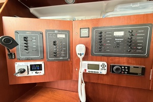 Gusto 37ft Beneteau Yacht For Sale