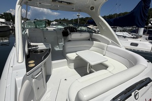 34ft Crownline Yacht For Sale