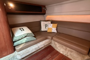 34ft Crownline Yacht For Sale