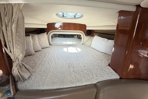 34ft Crownline Yacht For Sale