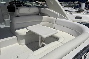34ft Crownline Yacht For Sale