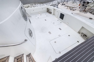 AURORA Worth Avenue Yachts
