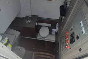 JOKER S JEWEL 35ft Wellcraft Yacht For Sale
