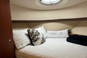 LADY KT  34ft Silverton Yacht For Sale