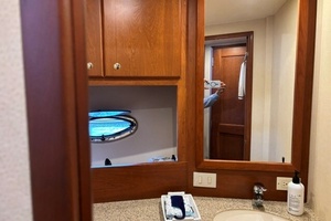 LADY KT  34ft Silverton Yacht For Sale