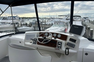 LADY KT  34ft Silverton Yacht For Sale