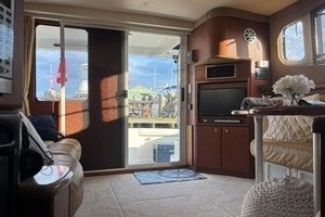 LADY KT  34ft Silverton Yacht For Sale
