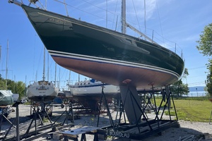 SPEARMINT 38ft Carroll Yacht For Sale