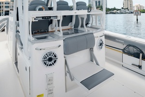 36ft Everglades Yacht For Sale