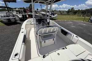 18ft Robalo Yacht For Sale