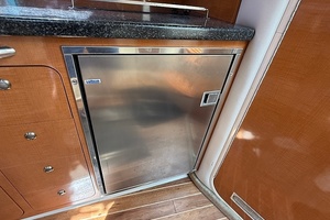33ft Chaparral Yacht For Sale