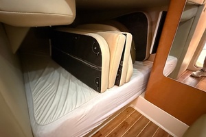 33ft Chaparral Yacht For Sale