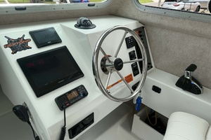 Photo 7226963 for 2022 Parker 2320 SC (Sport Cabin)  