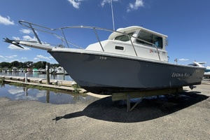 Photo 7227250 for 2018 Parker 2520 XL Sports Cabin  
