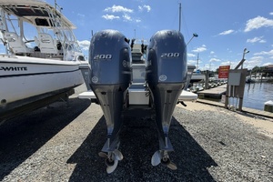 Photo 7227303 for 2018 Parker 2520 XL Sports Cabin  