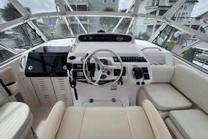 33ft Grady White Yacht For Sale