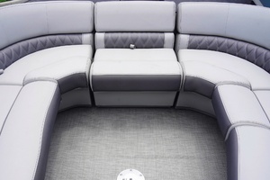 23ft Bennington Yacht For Sale