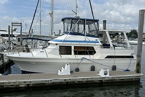 Cochise 38ft Vista Yacht For Sale