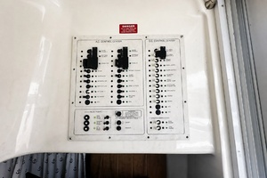 Reel Chaos 40ft Mainship Yacht For Sale