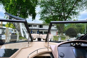 LAZY CHASE 42ft Regal Yacht For Sale