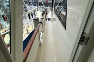 Material Girl 54ft Hatteras Yacht For Sale