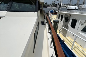 Material Girl 54ft Hatteras Yacht For Sale