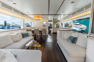 Main Salon Forward