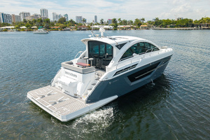 Yacht for sale 50FT (15.24M) CRUISERS YACHTS