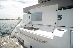 50FT (15.24M) CRUISERS YACHTS