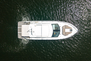 50FT (15.24M) CRUISERS YACHTS