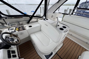 33ft Silverton Yacht For Sale