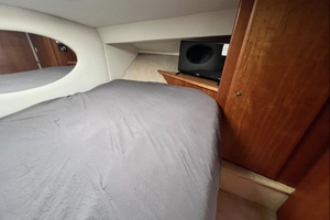 33ft Silverton Yacht For Sale