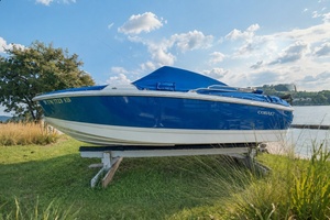 22ft Cobalt Yacht For Sale