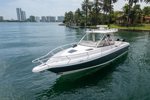 35ft Intrepid Yacht For Sale