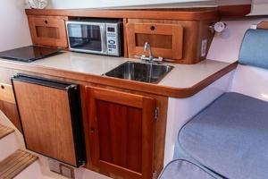 BATTENDOWN 29ft Hunt Yachts Yacht For Sale