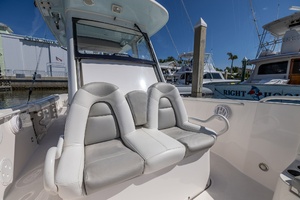 29ft Everglades Yacht For Sale