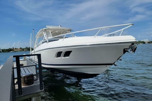 40ft Intrepid Yacht For Sale