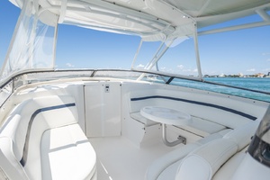 40ft Intrepid Yacht For Sale