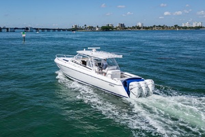 40ft Intrepid Yacht For Sale