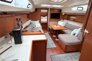 BLACKFIN 40ft Beneteau Yacht For Sale
