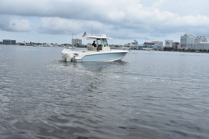 25ft Boston Whaler Yacht For Sale